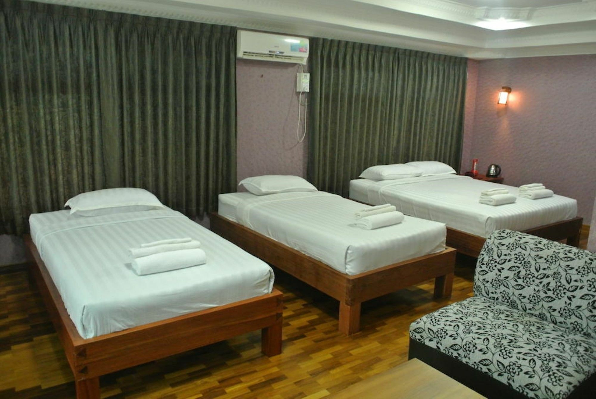 Yaewaddy Motel Gyogon Zewnętrze zdjęcie